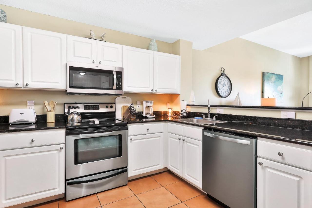 Bay Front Oasis Apartamento St. Pete Beach Exterior foto