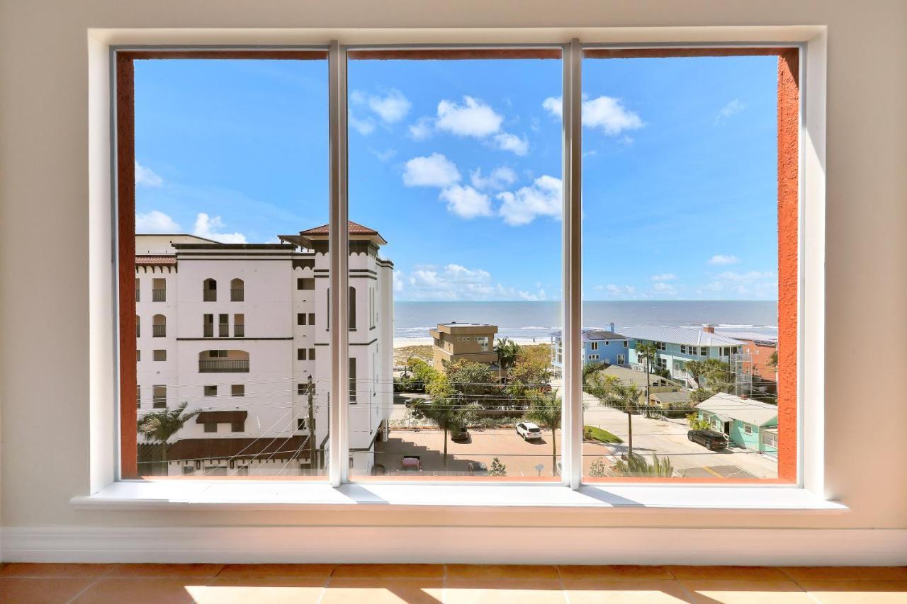 Bay Front Oasis Apartamento St. Pete Beach Exterior foto