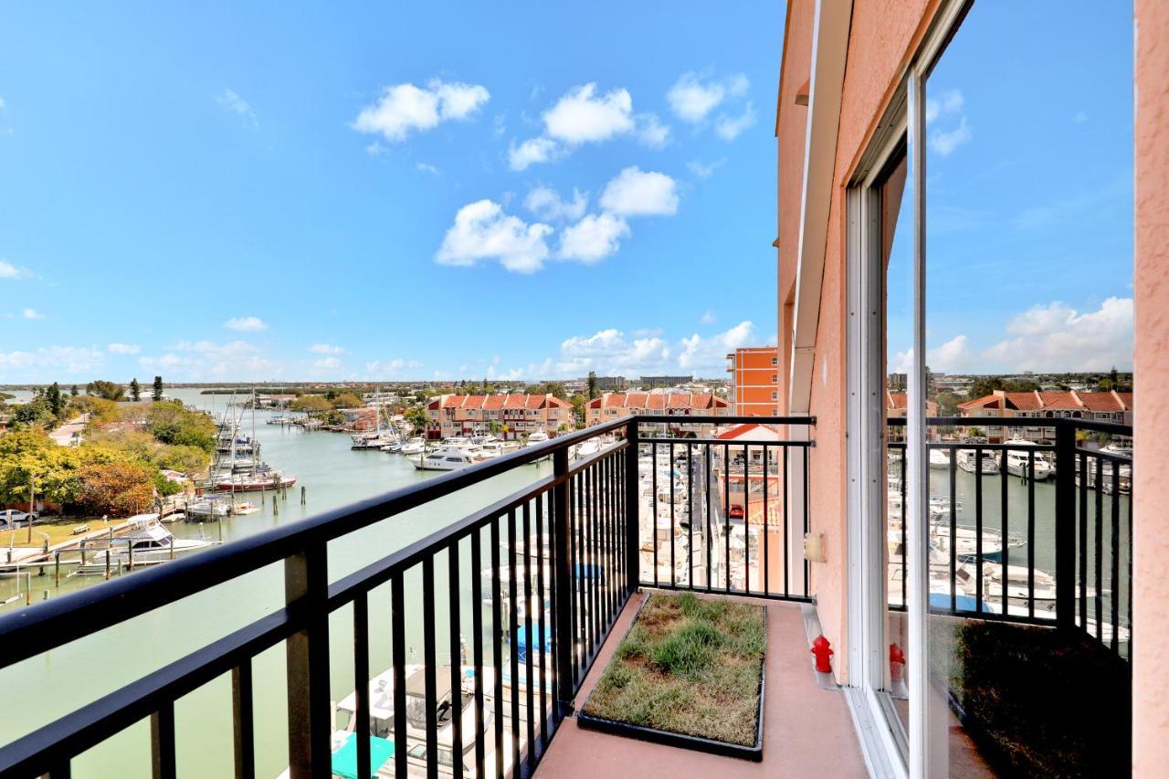 Bay Front Oasis Apartamento St. Pete Beach Exterior foto